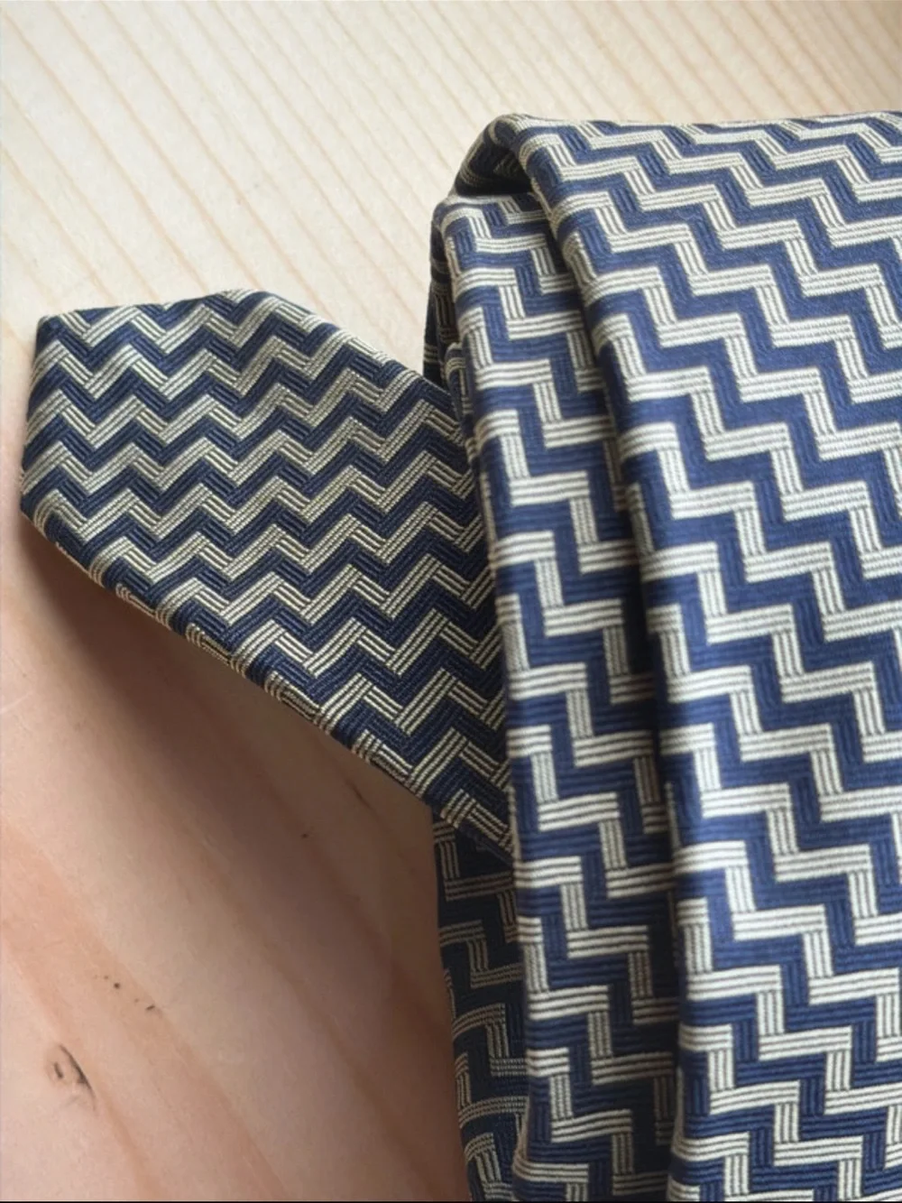 Ralph Lauren Chevron Zigzag Tie in Navy and Gold